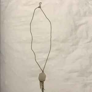 Gold pendant necklace